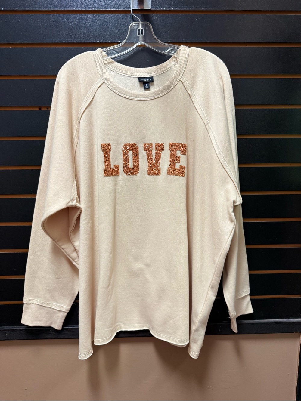 NWT Torrid Love Sequin Patch Cozy Fleece Raglan Sweatshirt 3X Travertine